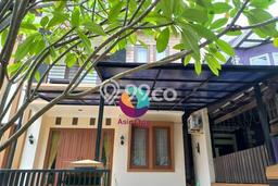 Rumah Kontrakan Jakarta Timur LT 120m2 LB 135m2 Area Cibubur Rumah Kontrakan Jakarta Timur LT 120m2 LB 135m2 Area Cibubur