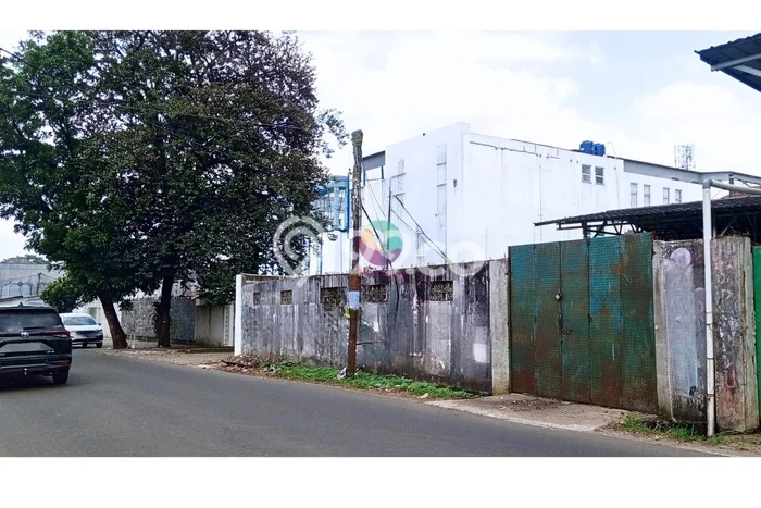 Tanah Disewakan Lokasi Depok Seluas 400m2 Strategis dan Aman Tanah Disewakan Lokasi Depok Seluas 400m2 Strategis dan Aman