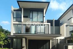 Ready to Use! Premium House LT 495m2 Desain Modern di BSD Ready to Use! Premium House LT 495m2 Desain Modern di BSD