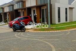 Rumah Luas Asri 2 KT Siap Pakai di BSD Tangerang Rumah Luas Asri 2 KT Siap Pakai di BSD Tangerang