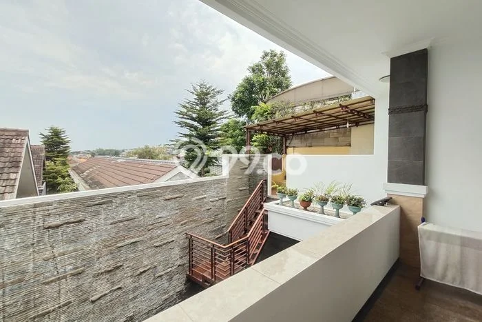 Rumah Kontrakan Bandung LT 350m2 LB 400m2 Area Geger Kalong Rumah Kontrakan Bandung LT 350m2 LB 400m2 Area Geger Kalong