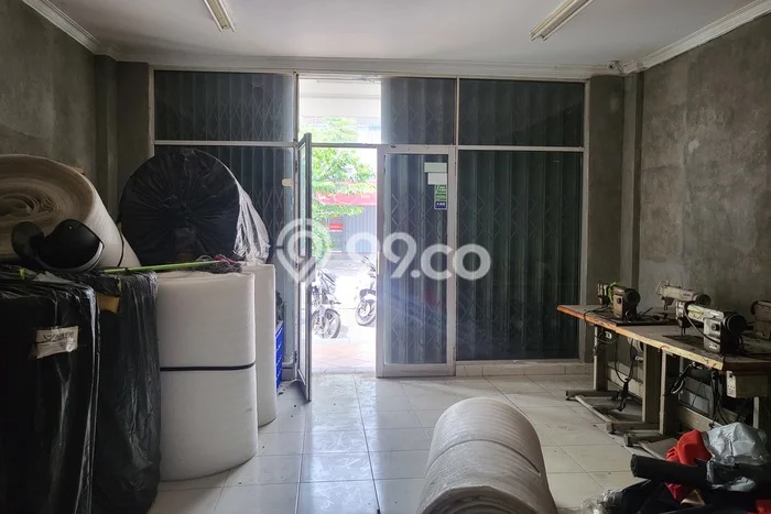 Ruko Dijual di Prime Area Bandung Luas 100m2 Ruko Dijual di Prime Area Bandung Luas 100m2