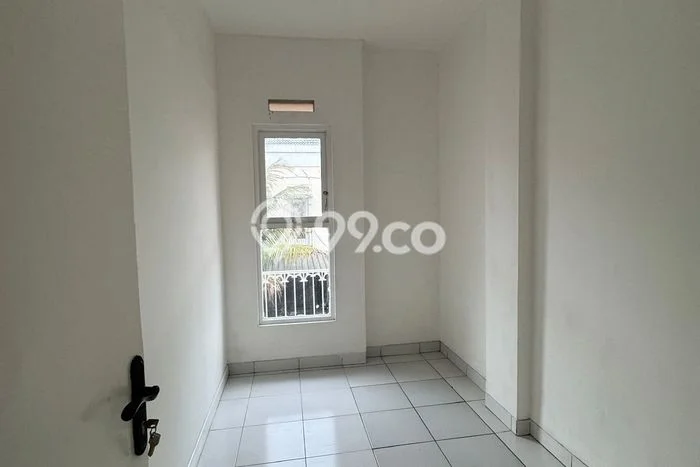 Ruko Dijual di Bandung LT 60m2 & LB 120m2 Lokasi Terbaik! Ruko Dijual di Bandung LT 60m2 & LB 120m2 Lokasi Terbaik!