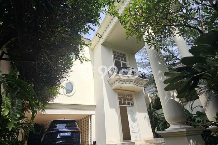 Rumah Luxury Modern Tanpa Renovasi di Kemang Jakarta Selatan Rumah Luxury Modern Tanpa Renovasi di Kemang Jakarta Selatan