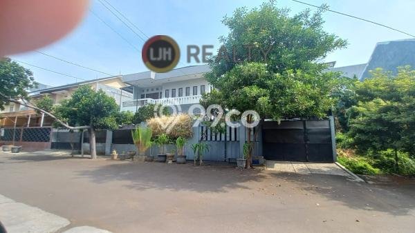Jual Rumah Mewah Megah Dengan View Eksklusif di Harapan Indah, Bekasi Jual Rumah Mewah Megah Dengan View Eksklusif di Harapan Indah, Bekasi