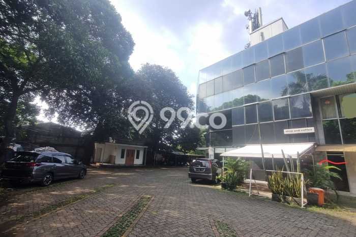 LOKASI STRATEGIS! Ruko di Lebak Bulus, Luas 592m², Pengunjung Terjamin LOKASI STRATEGIS! Ruko di Lebak Bulus, Luas 592m², Pengunjung Terjamin