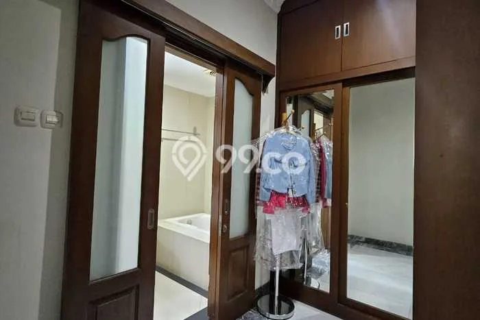 Dijual Rumah Premium dengan Fasilitas Sekitar Lengkap di Kelapa Gading, Jakarta Utara Dijual Rumah Premium dengan Fasilitas Sekitar Lengkap di Kelapa Gading, Jakarta Utara