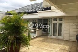 Dijual Rumah Premium dengan Fasilitas Sekitar Komplit di Cinere, Depok Dijual Rumah Premium dengan Fasilitas Sekitar Komplit di Cinere, Depok