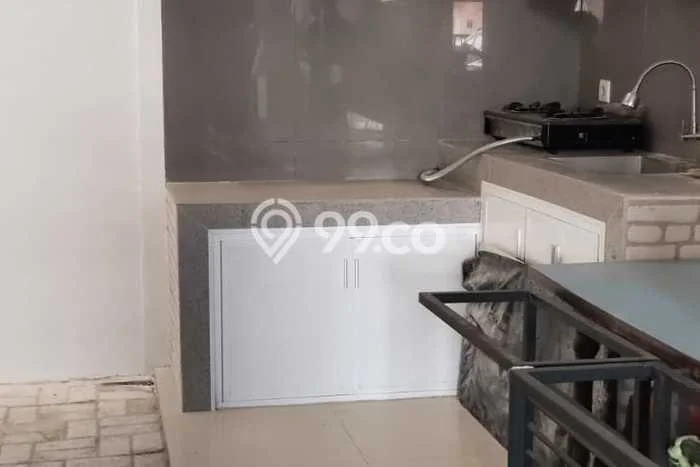 Disewakan! Rumah 5 Kamar Tidur &
4 Kamar Mandi di Metland Puri, Jakarta Barat Disewakan! Rumah 5 Kamar Tidur &
4 Kamar Mandi di Metland Puri, Jakarta Barat