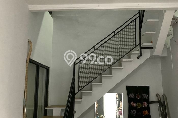 Rumah Elit Modern Tanpa Renovasi di Cipinang Jakarta Timur Rumah Elit Modern Tanpa Renovasi di Cipinang Jakarta Timur