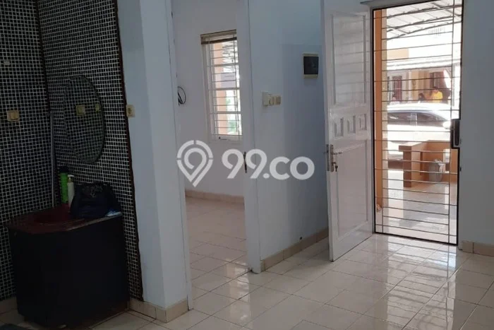 Rumah Luas Asri 2 KT Siap Huni di Kota Wisata Jakarta Timur Rumah Luas Asri 2 KT Siap Huni di Kota Wisata Jakarta Timur