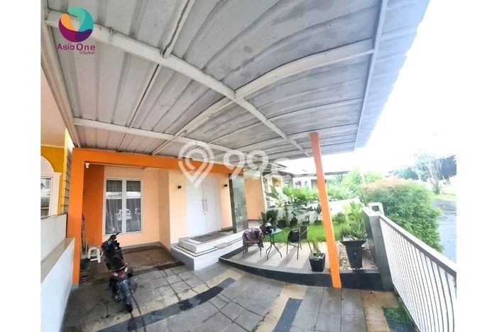 Rumah sewa siap pakai 4 Kamar Tidur di Cibubur, Depok Rumah sewa siap pakai 4 Kamar Tidur di Cibubur, Depok