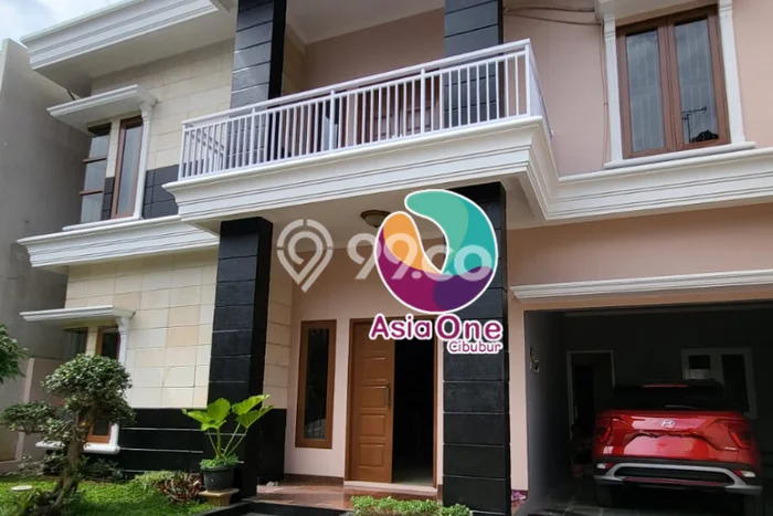 Dijual Rumah Mewah Elegan Dengan View Eksklusif di Cibubur, Depok Dijual Rumah Mewah Elegan Dengan View Eksklusif di Cibubur, Depok