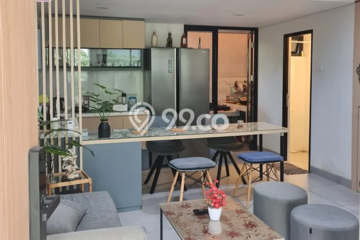 Disewakan! Rumah 3 Kamar Tidur &
3 Kamar Mandi di Legenda Wisata, Jakarta Timur Disewakan! Rumah 3 Kamar Tidur &
3 Kamar Mandi di Legenda Wisata, Jakarta Timur