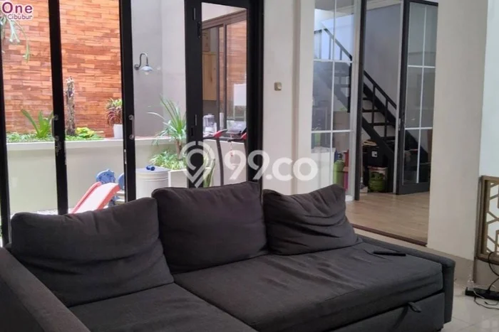 For Sale Hunian Rumah Nyaman 5 KT di Legenda Wisata, Jakarta Timur For Sale Hunian Rumah Nyaman 5 KT di Legenda Wisata, Jakarta Timur