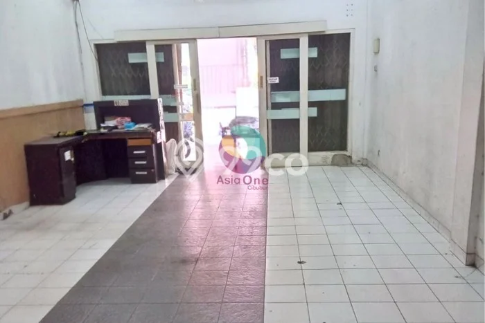 Ruko Disewa di Jakarta Timur dengan LB 66m2 Area Komersial Ramai Ruko Disewa di Jakarta Timur dengan LB 66m2 Area Komersial Ramai