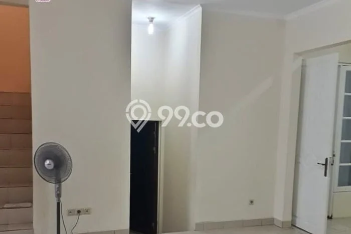 Rumah sewa siap huni 3 Kamar Tidur di Kota Wisata, Bogor Rumah sewa siap huni 3 Kamar Tidur di Kota Wisata, Bogor