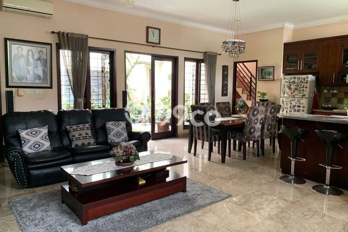 Dijual Rumah Mewah Megah Dengan View Cantik di Jati Padang, Jakarta Selatan Dijual Rumah Mewah Megah Dengan View Cantik di Jati Padang, Jakarta Selatan