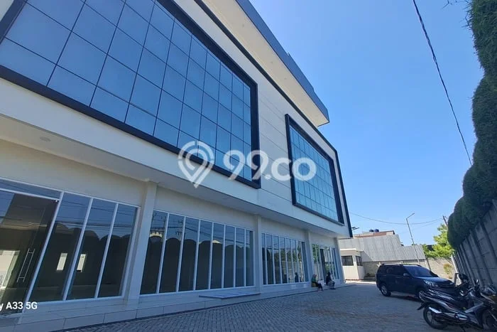 Kantor Komersial Disewakan di Citeureup Bogor Luas 1040m2 Kantor Komersial Disewakan di Citeureup Bogor Luas 1040m2