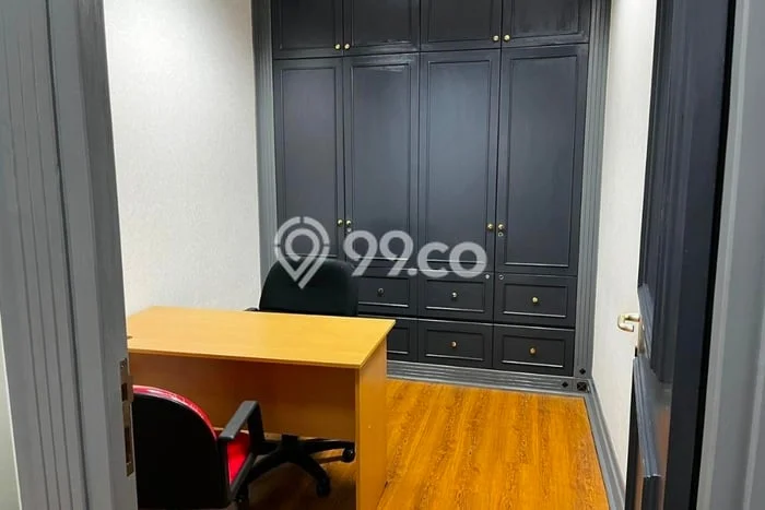 Unit Kantor Paling Strategis di Kebayoran Baru Jakarta Selatan dengan LB 218m2 Unit Kantor Paling Strategis di Kebayoran Baru Jakarta Selatan dengan LB 218m2