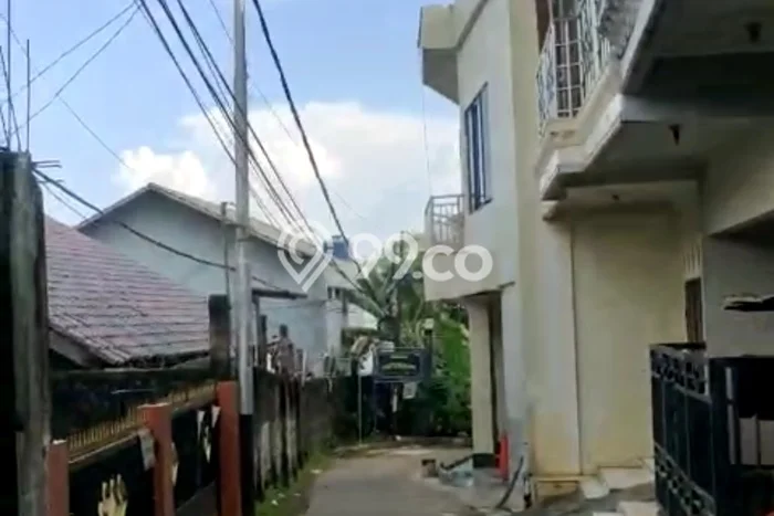 Rumah Kost untuk Dijual di Jatisampurna dengan 7 KT, 7 KM, Luas 150m2 Rumah Kost untuk Dijual di Jatisampurna dengan 7 KT, 7 KM, Luas 150m2