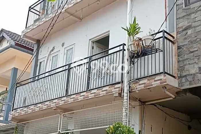 For Sale Rumah 4 Kamar Lokasi Ideal Nyaman dan Strategis di Jatisampurna For Sale Rumah 4 Kamar Lokasi Ideal Nyaman dan Strategis di Jatisampurna