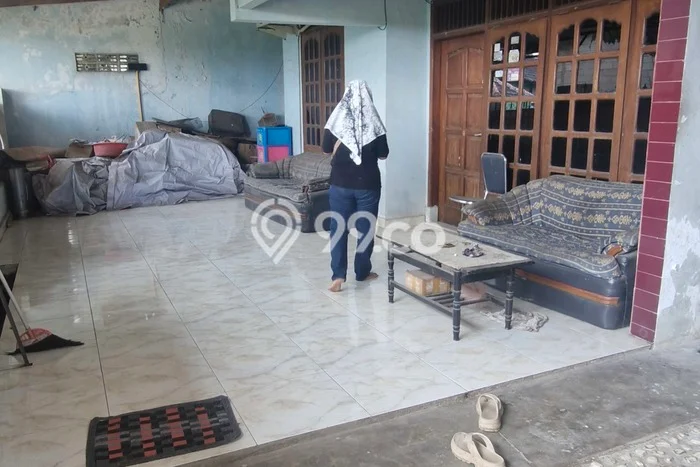 Rumah Modern 3 KT LT 326m2 di Cirebon Kota Rumah Modern 3 KT LT 326m2 di Cirebon Kota