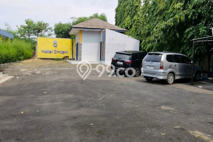 Komersial Disewa di Cirebon dengan LB 600m2 Area Komersial Ramai Komersial Disewa di Cirebon dengan LB 600m2 Area Komersial Ramai