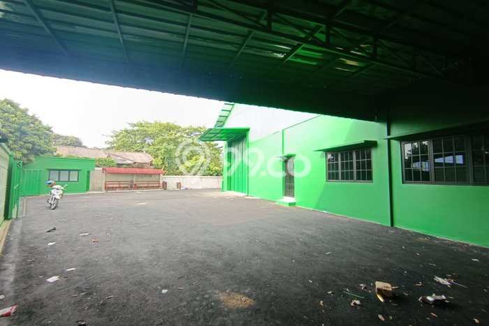 Disewakan Gudang di Kawasan Ramai Cirebon Barat Luas 2300m2 Disewakan Gudang di Kawasan Ramai Cirebon Barat Luas 2300m2