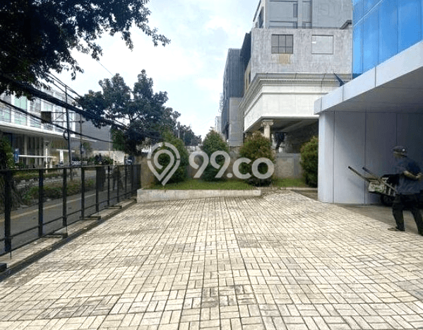 LOKASI SUPER STRATEGIS! Kantor Kawasan Wahid Hasyim, Luas 3800m², Kawasan Komersial LOKASI SUPER STRATEGIS! Kantor Kawasan Wahid Hasyim, Luas 3800m², Kawasan Komersial