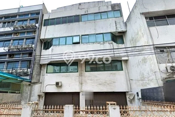 KAWASAN BISNIS! Ruko Kawasan , Luas 661m2m², Jalan Raya KAWASAN BISNIS! Ruko Kawasan , Luas 661m2m², Jalan Raya