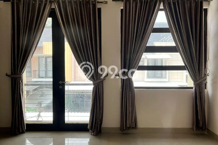 BEST DEAL Rumah Premium 4 Kamar Disewakan di Jakarta Barat Siap Pakai BEST DEAL Rumah Premium 4 Kamar Disewakan di Jakarta Barat Siap Pakai