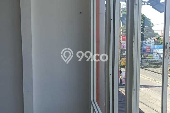 Ruko Premium Kawasan , Luas 150m2m², Area Bisnis, Tingkat Keramaian Tinggi Ruko Premium Kawasan , Luas 150m2m², Area Bisnis, Tingkat Keramaian Tinggi