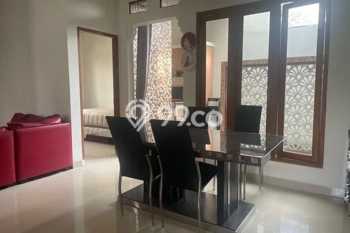 PRIME PROPERTY! Rumah area , 2 KM, Area Premium, LT 132m2m² Bangunan 100m2m² PRIME PROPERTY! Rumah area , 2 KM, Area Premium, LT 132m2m² Bangunan 100m2m²