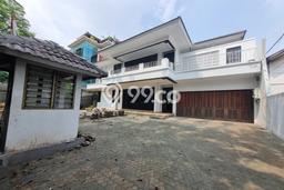 Lokasi strategis! Rumah siap huni dikontrakkan di Mampang Prapatan LB 600m2 Lokasi strategis! Rumah siap huni dikontrakkan di Mampang Prapatan LB 600m2