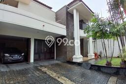 Rumah sewa siap pakai 4 Kamar Tidur di Kemang, Jakarta Selatan Rumah sewa siap pakai 4 Kamar Tidur di Kemang, Jakarta Selatan
