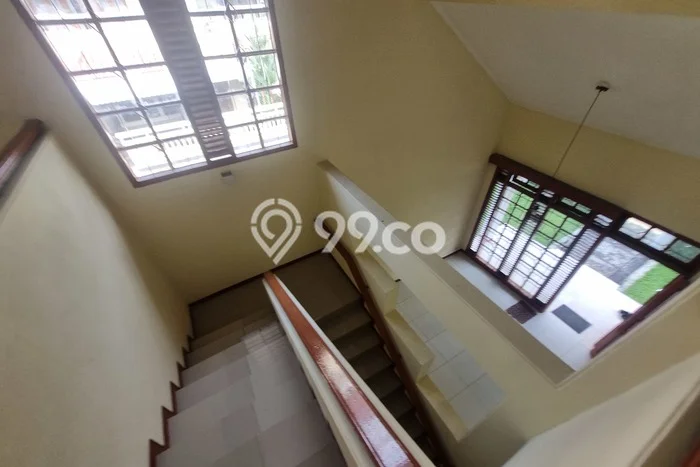 Disewakan! Rumah 4 Kamar Tidur &
3 Kamar Mandi di Tanjung Barat, Jakarta Selatan Disewakan! Rumah 4 Kamar Tidur &
3 Kamar Mandi di Tanjung Barat, Jakarta Selatan