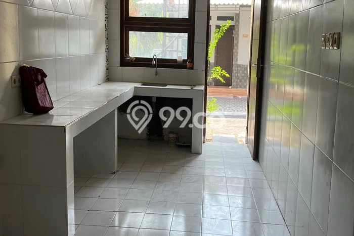 Dijual Rumah 4 Kamar Lokasi Ideal Bagus dan Strategis di Ciomas Dijual Rumah 4 Kamar Lokasi Ideal Bagus dan Strategis di Ciomas