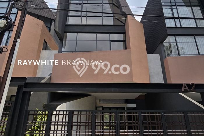 Rumah Luxury Modern Siap Huni di Kemang Jakarta Selatan Rumah Luxury Modern Siap Huni di Kemang Jakarta Selatan