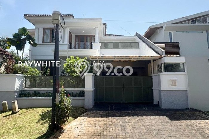 Hunian Mewah LB 412m2 Siap Huni Desain Elegan di Pondok Indah, Jakarta Selatan Hunian Mewah LB 412m2 Siap Huni Desain Elegan di Pondok Indah, Jakarta Selatan