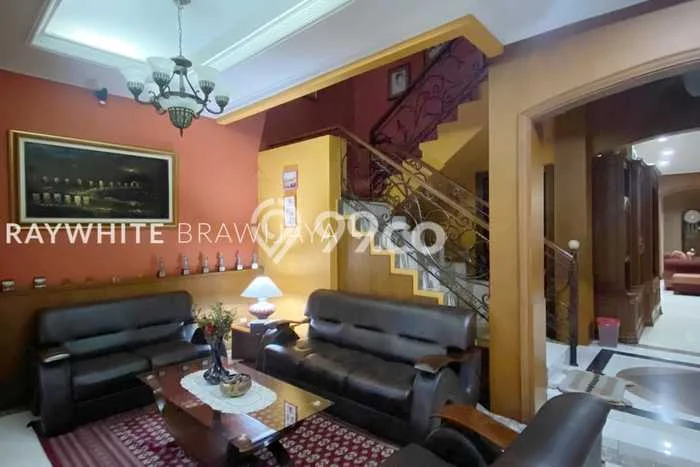Jarang Ada! Rumah Sewa 5 Kamar Nyaman Siap Huni Pejaten Jarang Ada! Rumah Sewa 5 Kamar Nyaman Siap Huni Pejaten