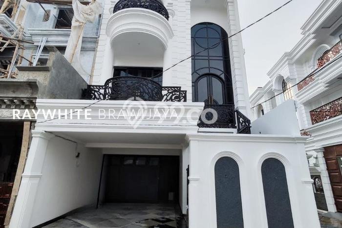 For Sale! Premium House LT 99m2 Desain Modern di Ciganjur For Sale! Premium House LT 99m2 Desain Modern di Ciganjur