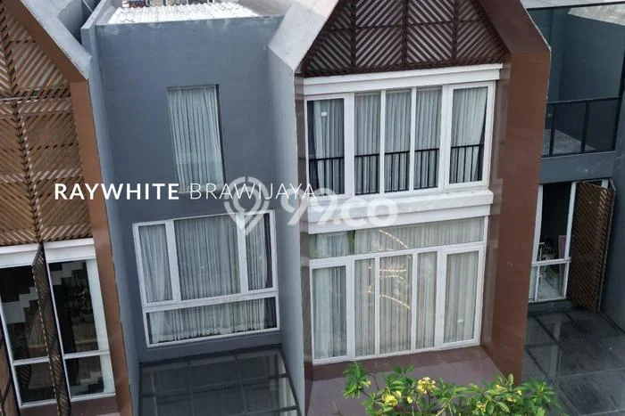 Rumah Sewa Jakarta Selatan LT 151m2 LB 227m2 Area Pejaten Rumah Sewa Jakarta Selatan LT 151m2 LB 227m2 Area Pejaten