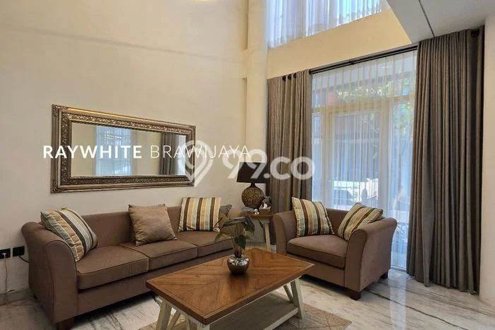 Rumah Sewa Jakarta Selatan LT 151m2 LB 227m2 Area Pejaten Rumah Sewa Jakarta Selatan LT 151m2 LB 227m2 Area Pejaten