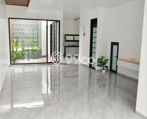Dijual Rumah Eksklusif 4 KT di Grand Wisata, Bekasi Dijual Rumah Eksklusif 4 KT di Grand Wisata, Bekasi
