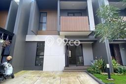 For Sale Hunian Rumah Terawat 3 Kamar di Summarecon Crown Gading, Bekasi For Sale Hunian Rumah Terawat 3 Kamar di Summarecon Crown Gading, Bekasi