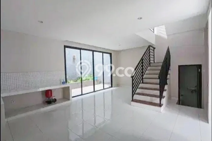 Rumah di Bintara, 3 KM, Area Berkembang Rumah di Bintara, 3 KM, Area Berkembang
