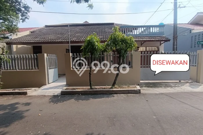 Lokasi terbaik! Rumah siap pakai disewakan di Galaxy LB 167m2 Lokasi terbaik! Rumah siap pakai disewakan di Galaxy LB 167m2