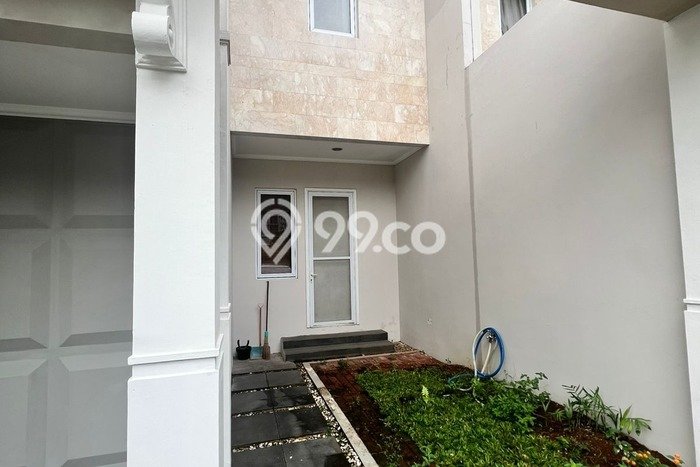 Hunian Eksklusif Dijual LT 160m2 di BSD, Tangerang Selatan Hunian Eksklusif Dijual LT 160m2 di BSD, Tangerang Selatan