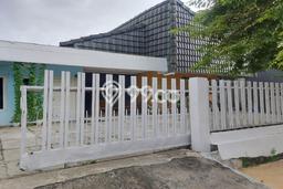 For Sale! Luxury House LT 297m2 Desain Elegan di Pulomas For Sale! Luxury House LT 297m2 Desain Elegan di Pulomas